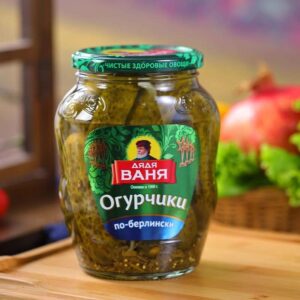 Berlin style pickled cucumbers